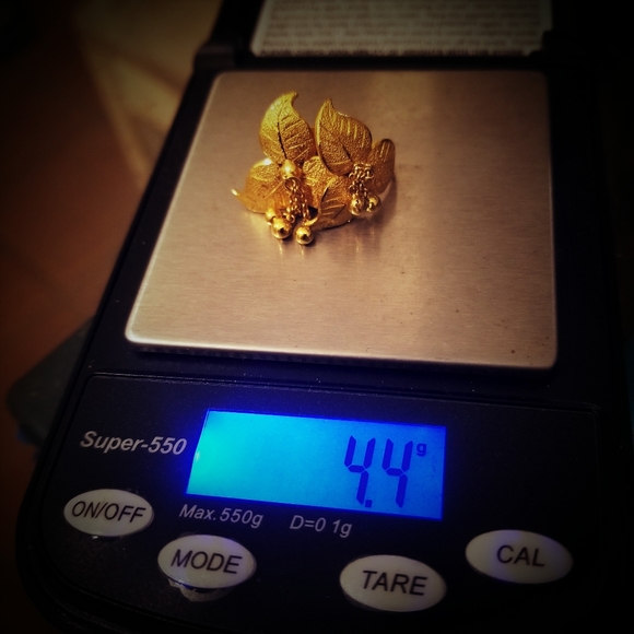 24K Gold One of A kind Screw'Back Earrings♡ - Picture 4 of 5